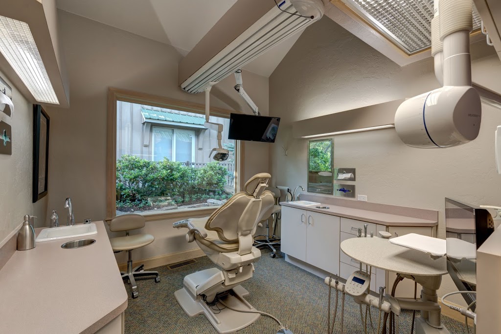 Grady L. Lembke, DDS | 200 N Sooner Rd Building B, Edmond, OK 73034, USA | Phone: (405) 330-6020