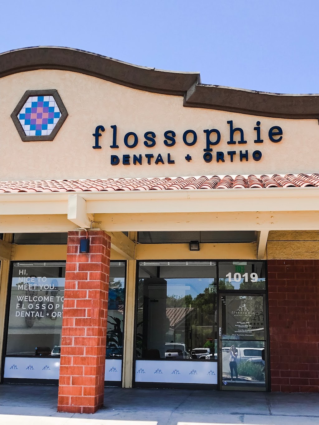 Flossophie Dental + Ortho | 1019 N Harbor Blvd, Fullerton, CA 92832, USA | Phone: (714) 784-0844