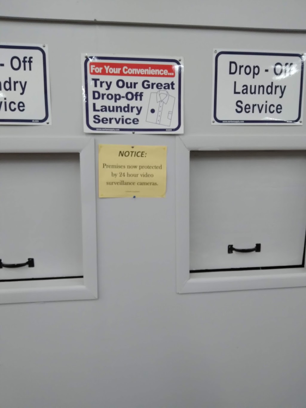 Clothesline Laundromat | 205 Great Oaks Trail, Wadsworth, OH 44281, USA | Phone: (330) 451-6484