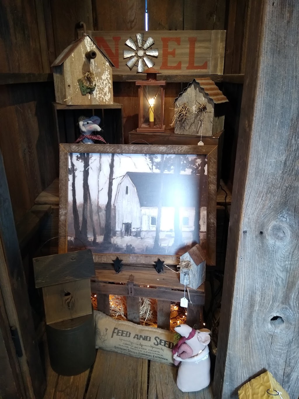 Country Crossing Gifts & Collectibles | 1809 Perry Hwy, Volant, PA 16156, USA | Phone: (724) 851-5503