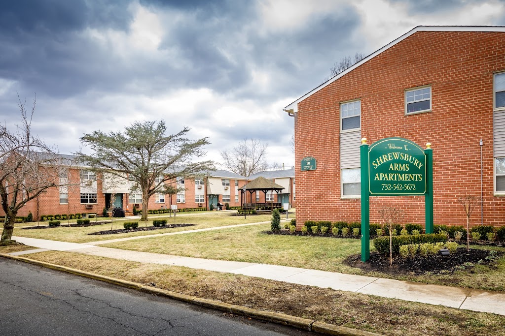 Shrewsbury Arms Apartments | 74 Crawford St, Eatontown, NJ 07724, USA | Phone: (732) 889-2009