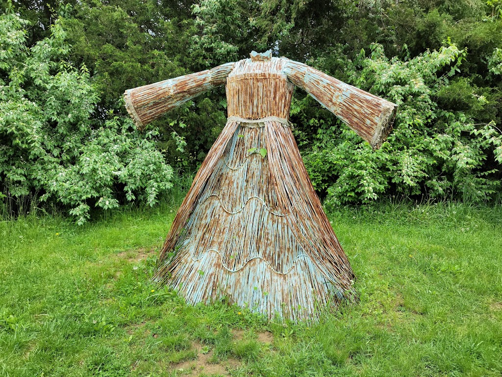 Josephine Sculpture Park | 3355 Lawrenceburg Rd, Frankfort, KY 40601, USA | Phone: (502) 352-7082