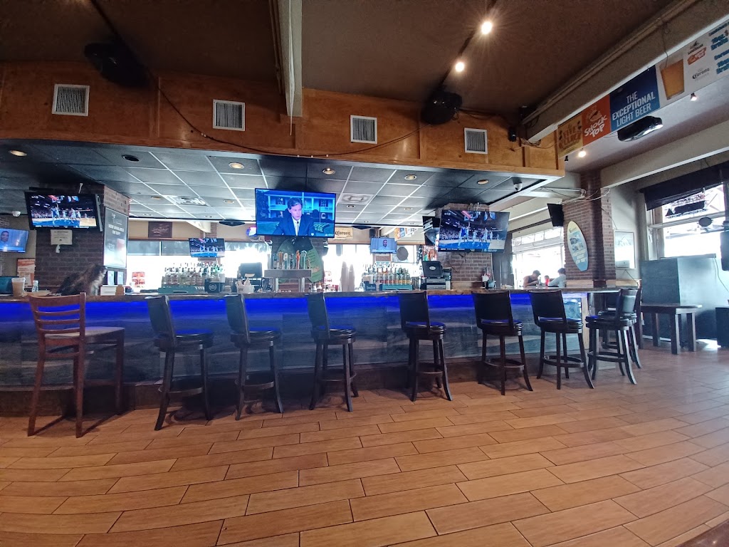 Toucans Bar & Grill | 431 Mandalay Ave, Clearwater, FL 33767, USA | Phone: (727) 461-4500
