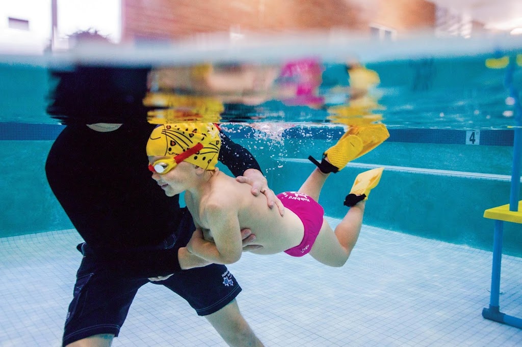 Hubbard Family Swim School | 13832 N 32nd St Suite 100, Phoenix, AZ 85032, USA | Phone: (602) 971-4044