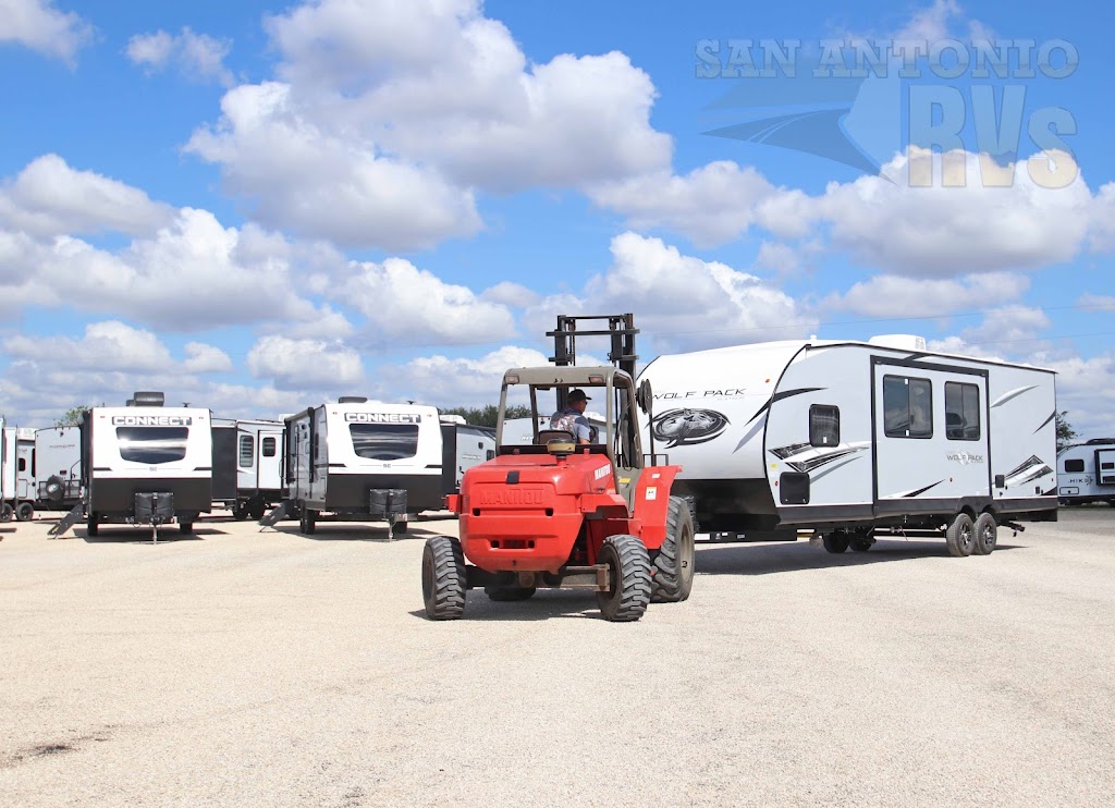 San Antonio RVs | 4144 I-10 West, Seguin, TX 78155, USA | Phone: (830) 401-4146