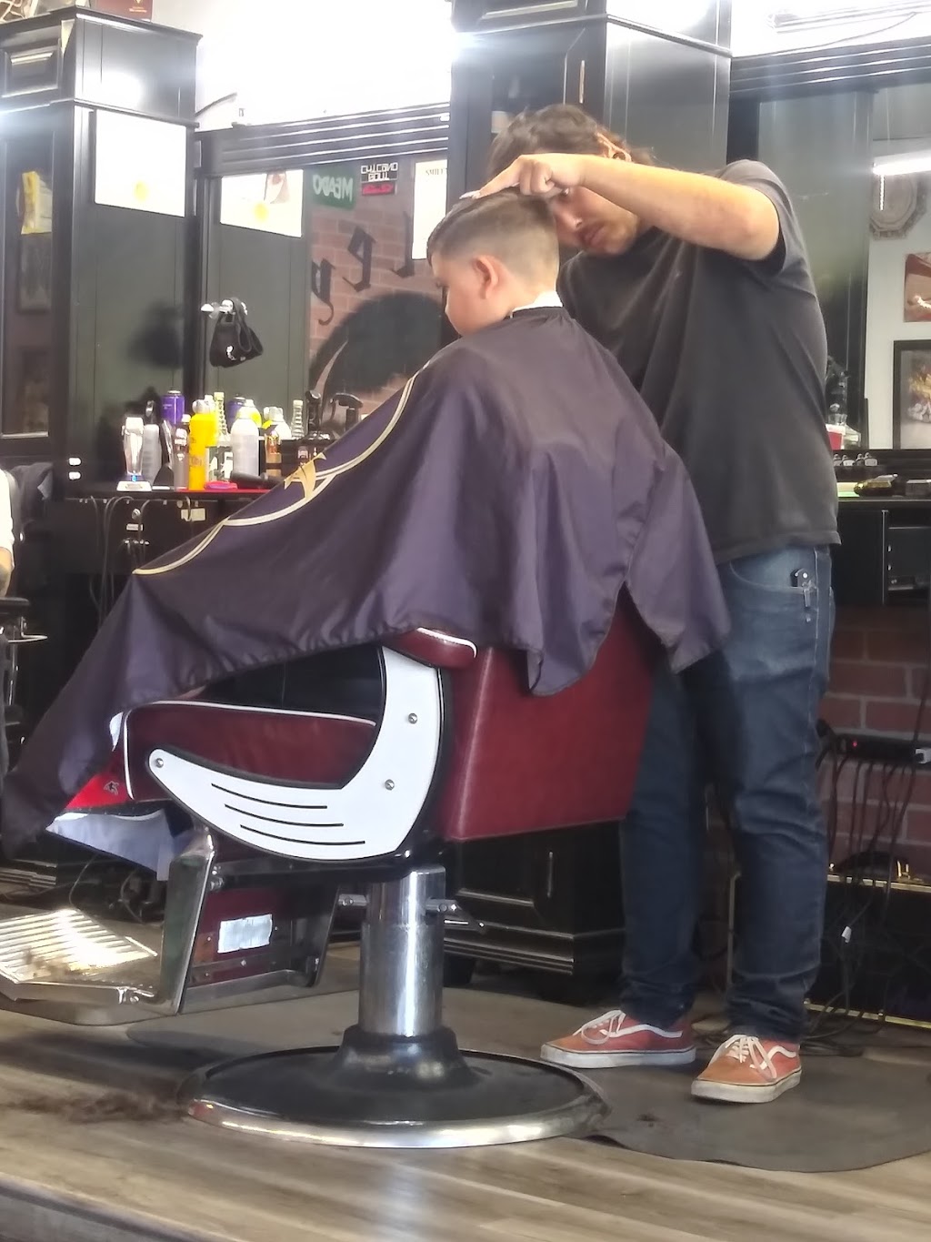 Smiley’s Barbershop | 6928 Fruitridge Rd, Sacramento, CA 95820, USA | Phone: (916) 472-5691