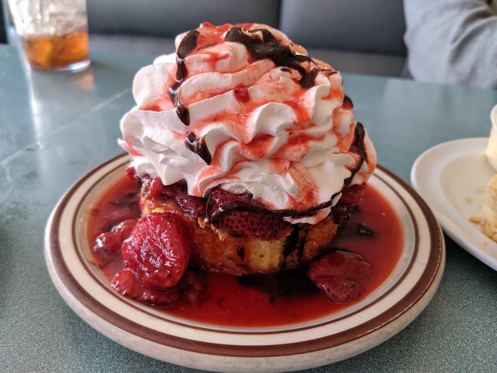 Creekside Diner | 950 Oak Ln, Rio Linda, CA 95673, USA | Phone: (916) 991-5141