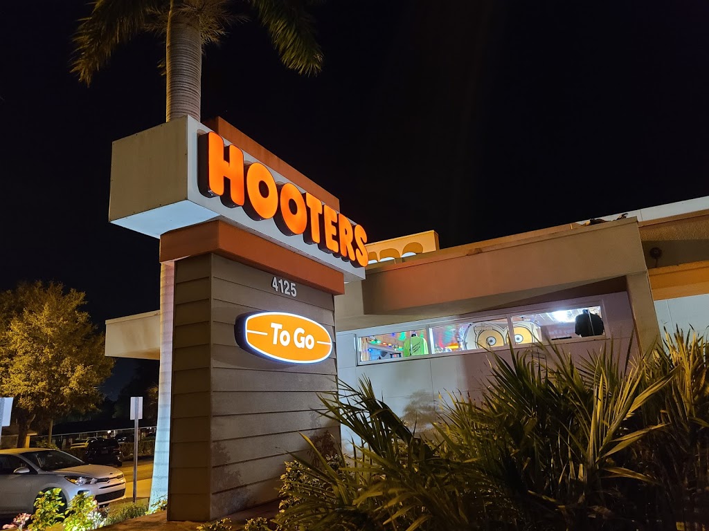 Hooters | 4125 4th St N, St. Petersburg, FL 33703, USA | Phone: (727) 822-6178