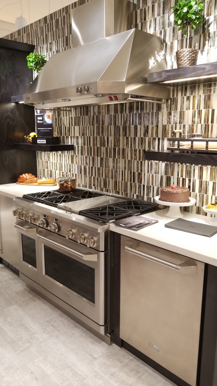 Arizona Appliance & Home | 2020 E University Dr, Phoenix, AZ 85034, USA | Phone: (602) 258-7901