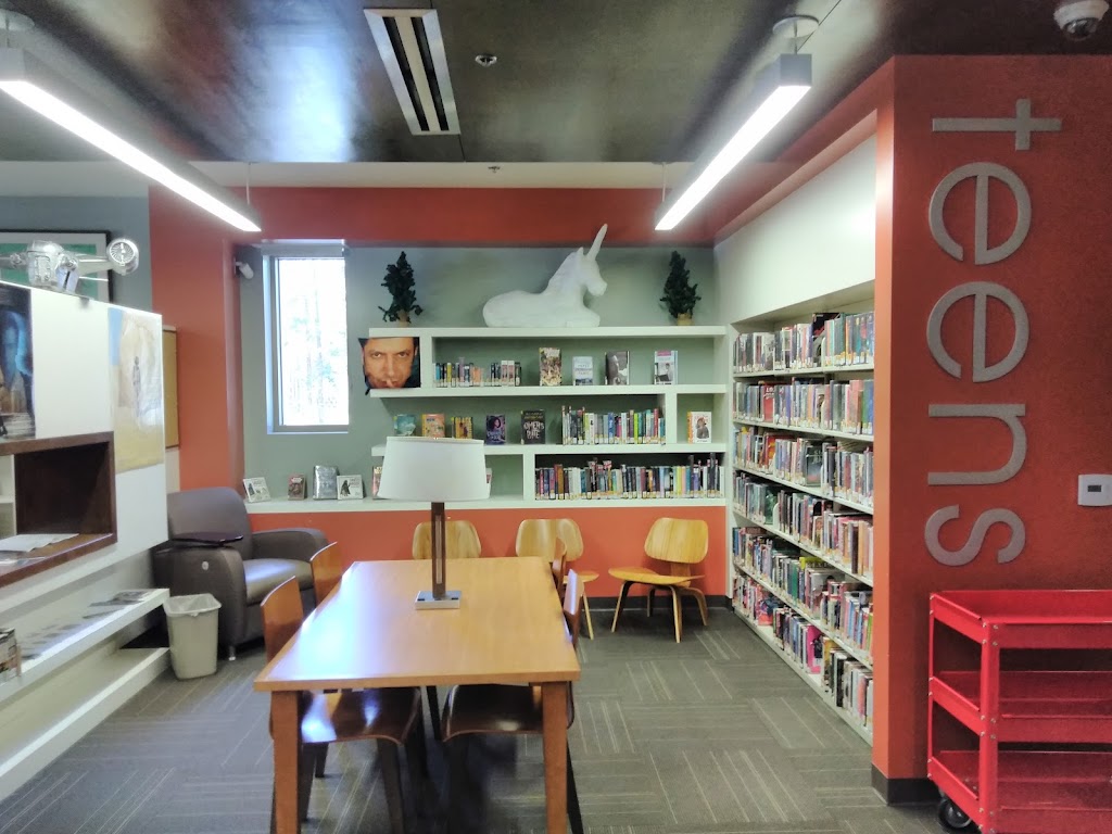 Idyllwild Branch Library | 54401 Village Center Dr, Idyllwild-Pine Cove, CA 92549, USA | Phone: (951) 659-2300