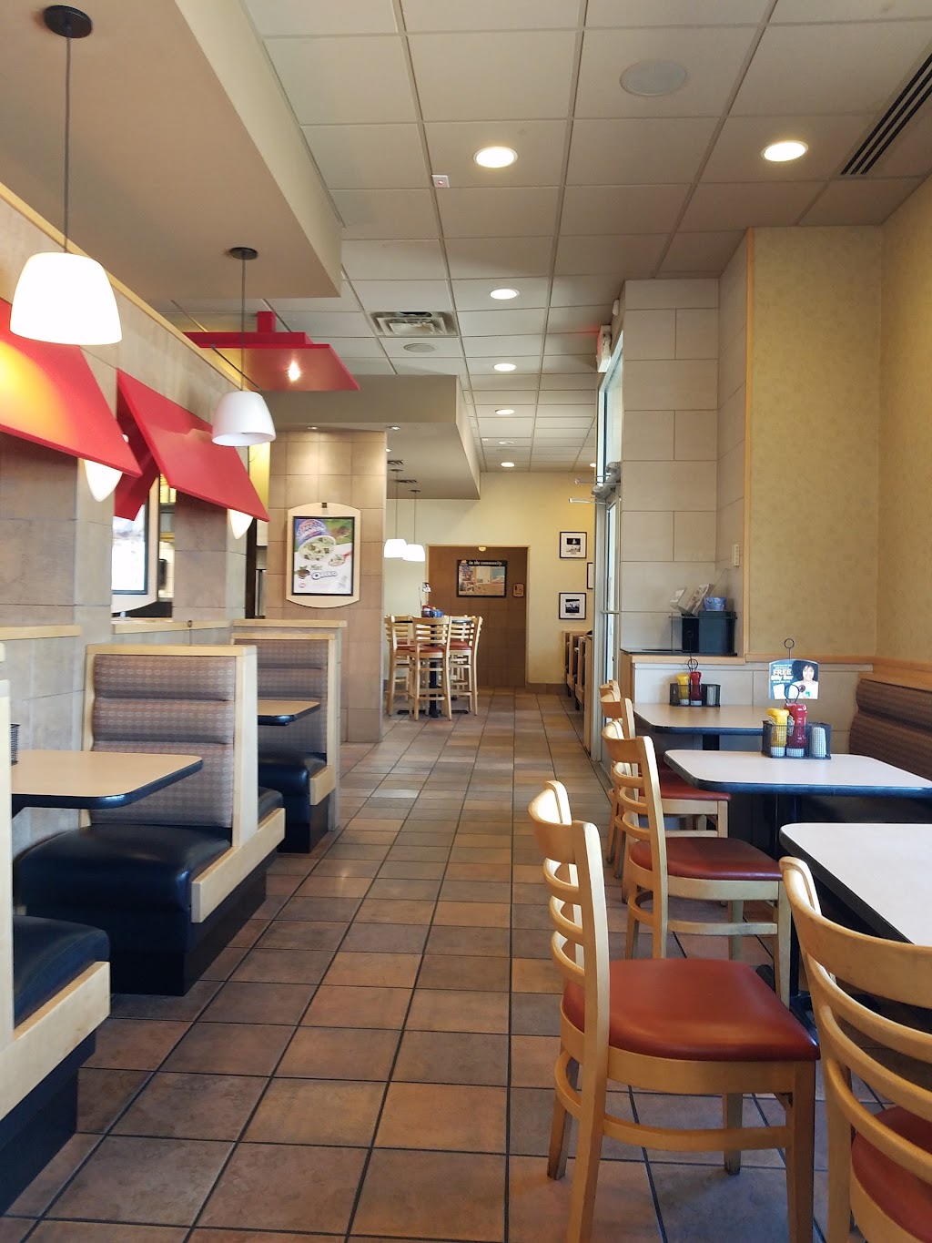 Dairy Queen Grill & Chill | 791 Front Gate Rd, Simpsonville, KY 40067, USA | Phone: (502) 722-0422