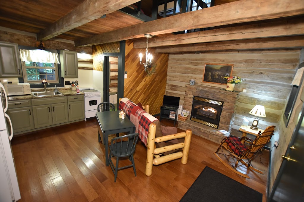 Hocking Hills Frontier Log Cabins | 18381 Thompson Ridge Rd, Laurelville, OH 43135, USA | Phone: (740) 332-6747