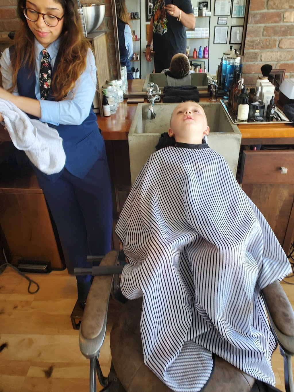 Barley and Mane Barber Spa | 1401 Main St, Dunedin, FL 34698, USA | Phone: (727) 610-8408