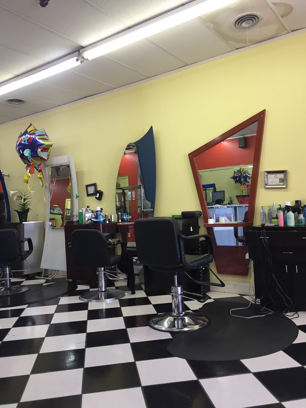 Luces Unisex Beauty Salon | 8046 Spring Valley Rd, Dallas, TX 75240, USA | Phone: (214) 317-2070