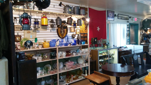 Anchor Custom Framing & Vintage Collectibles | 4466 Mitchell Rd, New Castle, PA 16105, USA | Phone: (724) 652-2000