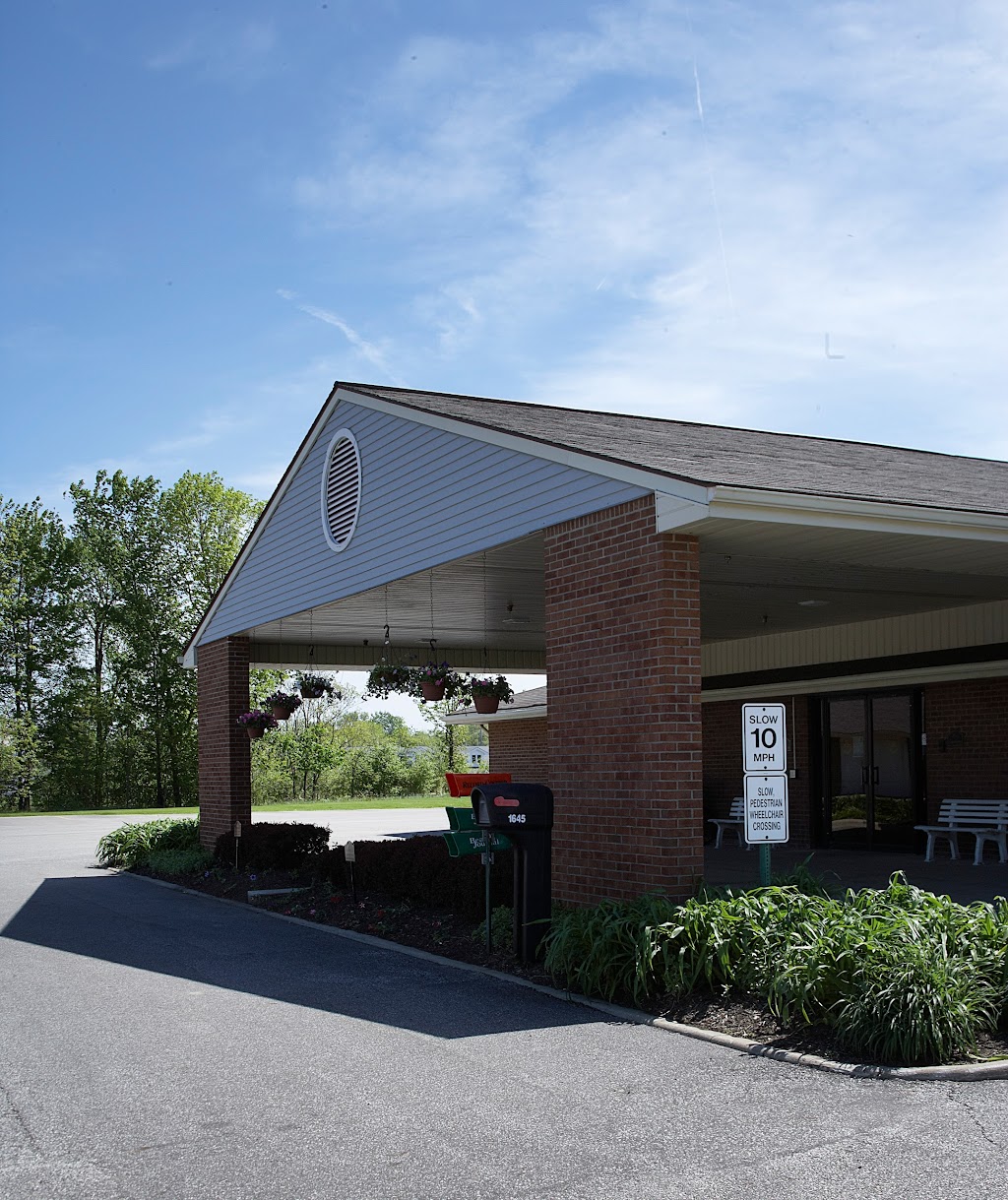 Arbors at Streetsboro in 1645 Maplewood Dr, Streetsboro, OH 44241, USA