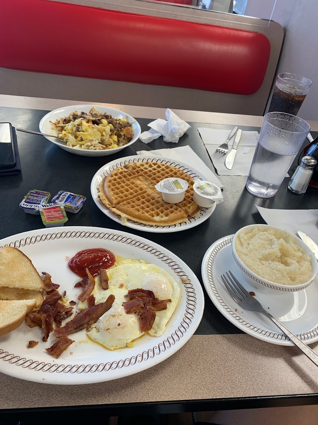 Waffle House | 2816 Chamblee Tucker Rd, Atlanta, GA 30341, USA | Phone: (770) 451-4183