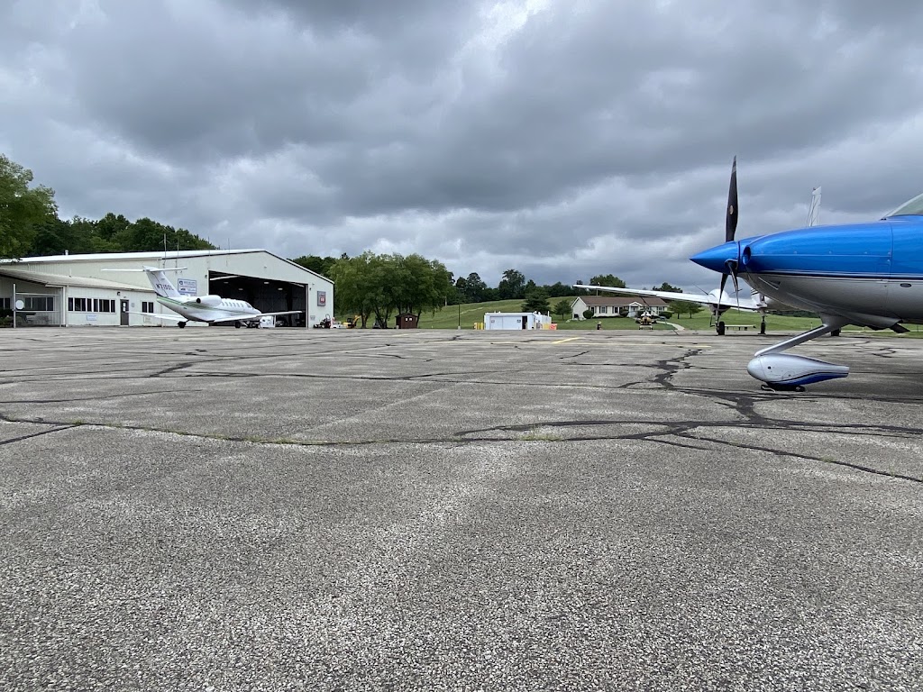 Grove City Airport-29D | 40 Oakley- Kelly Dr, Mercer, PA 16137, USA | Phone: (724) 748-5530