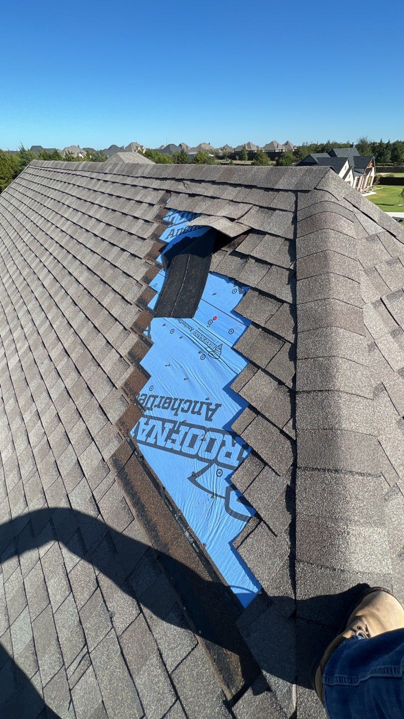 Pinnacle Roofing DFW LLC | 209 S 5th St Ste 202, Midlothian, TX 76065, USA | Phone: (214) 233-4383