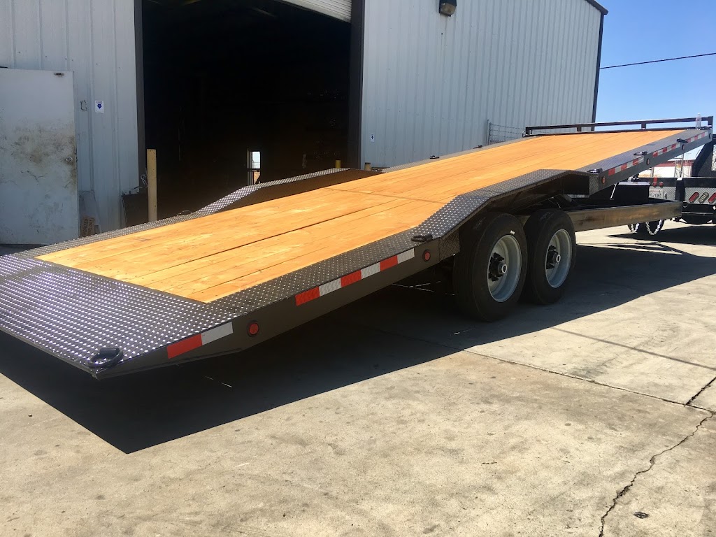 R & J Trailers Inc. | 17952 Baldwin St, Madera, CA 93638, USA | Phone: (559) 675-7008