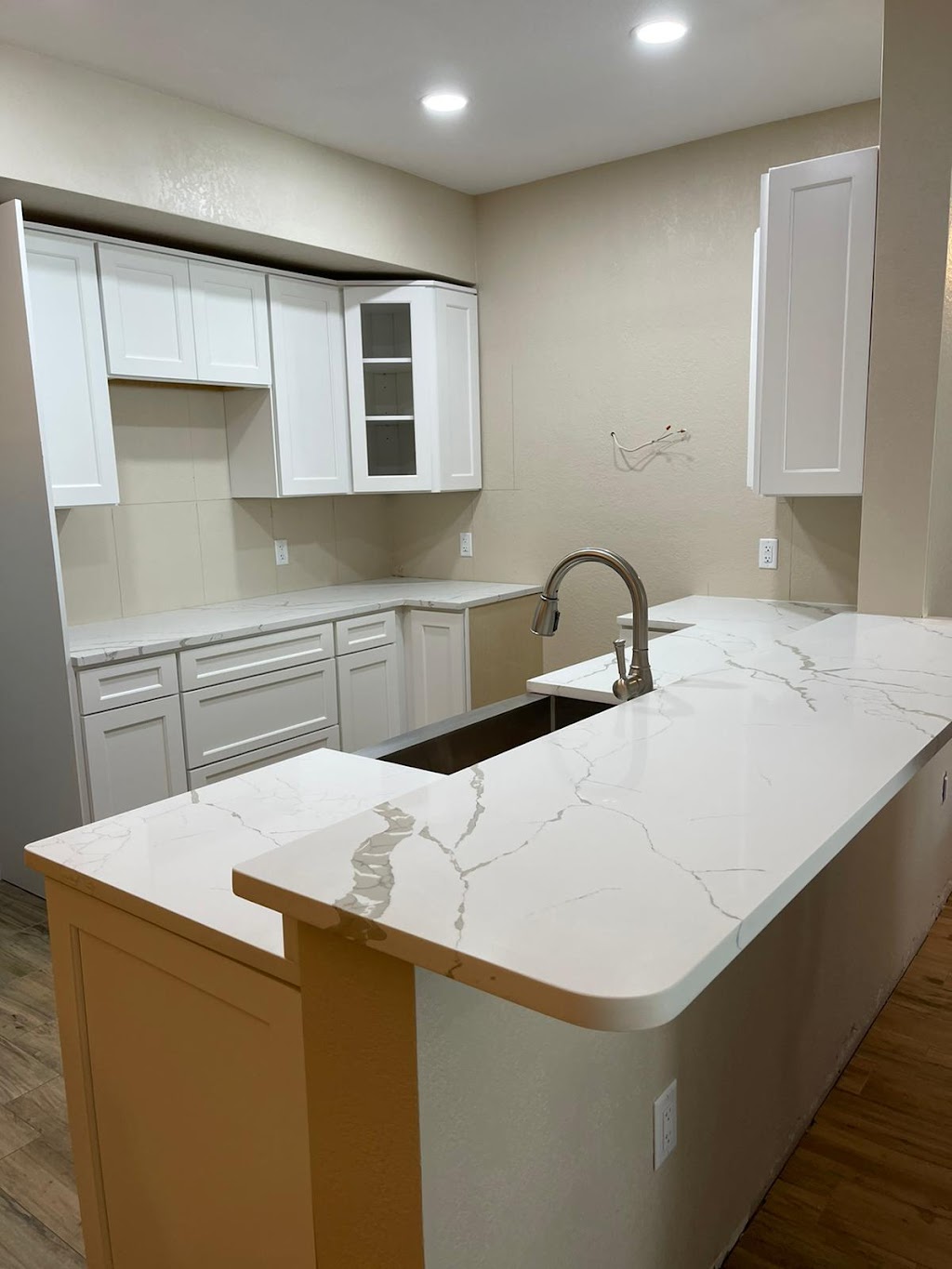 Kevinstone Granite | 2420 19th St, Sarasota, FL 34234, USA | Phone: (941) 929-6274