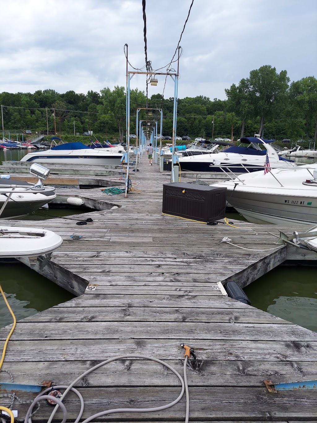 Kings Cove Marina, LLC | 1 Kings Cove Dr, Hastings, MN 55033, USA | Phone: (651) 480-8900