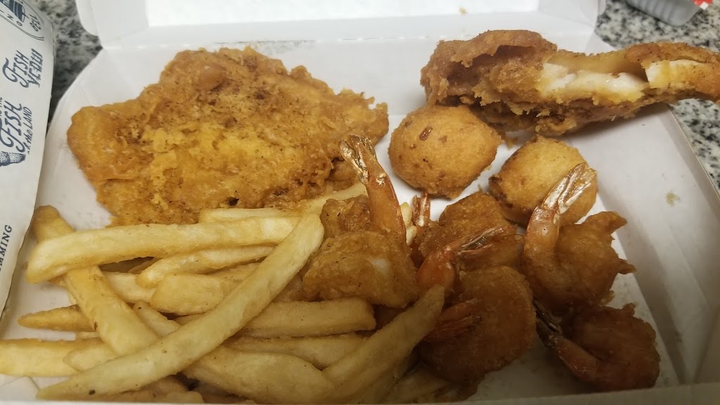 Long John Silvers (31040) | 904 Cleveland St, Elyria, OH 44035, USA | Phone: (440) 366-0565