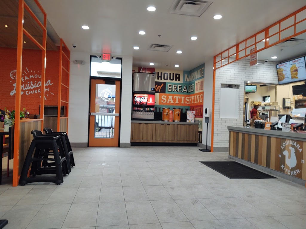 Popeyes Louisiana Kitchen | 59th Avenue And, W Northern Ave, Glendale, AZ 85301, USA | Phone: (480) 415-7994