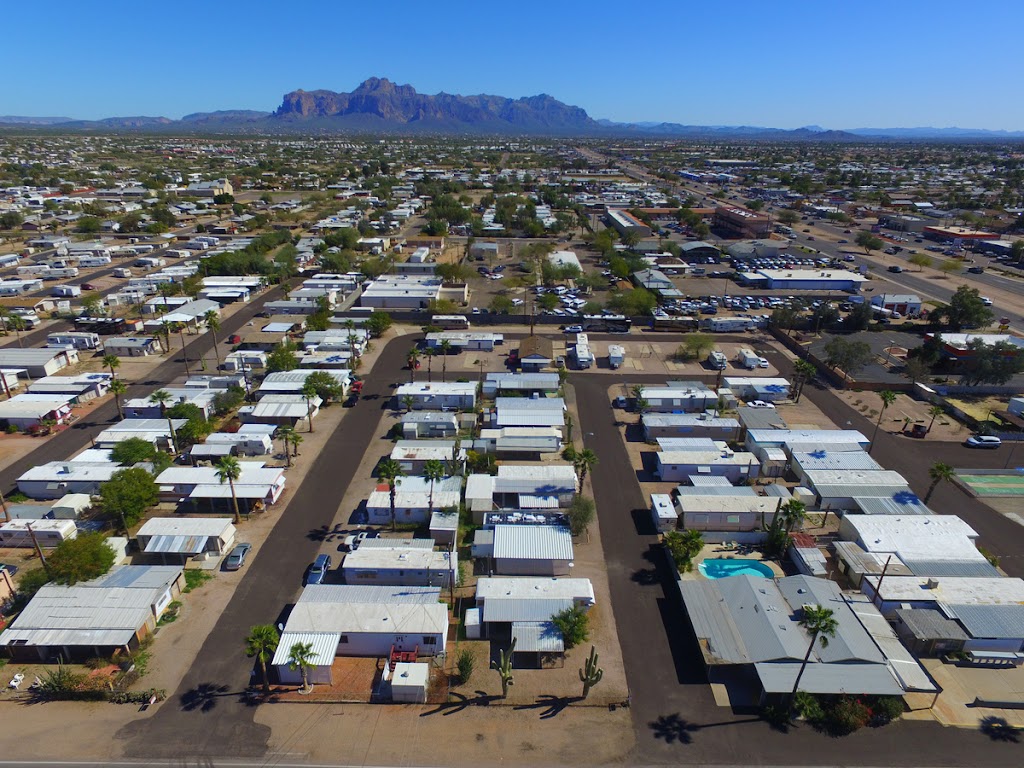 Sundowner 105 N Delaware Dr, Apache Junction, AZ 85120