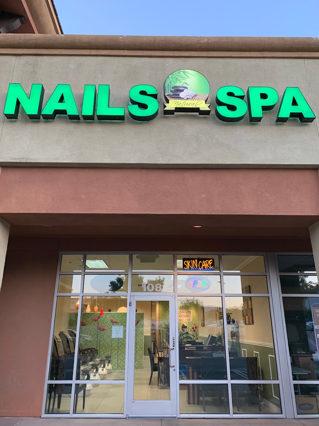 Natural Nails & Spa | 16953 Sierra Lakes Pkwy Ste 108, Fontana, CA 92336, USA | Phone: (909) 357-4905