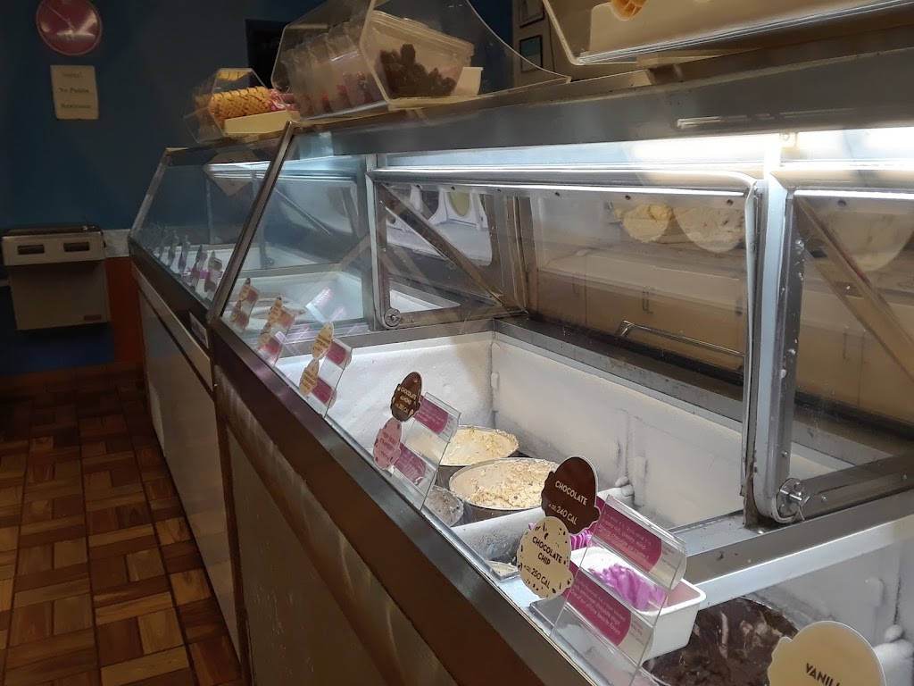 Baskin-Robbins | 8280 N Merriman Rd, Westland, MI 48185, USA | Phone: (734) 427-5444