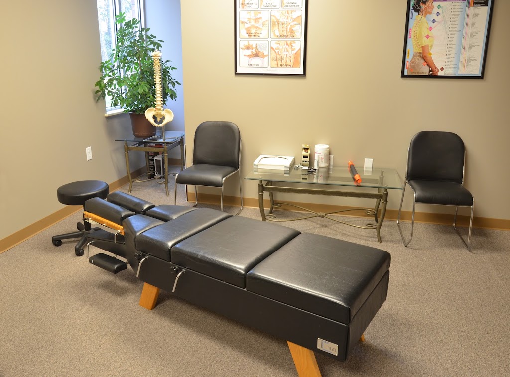 Youngsville Chiropractic Center | 700 US-1 #400, Youngsville, NC 27596, USA | Phone: (919) 556-2001