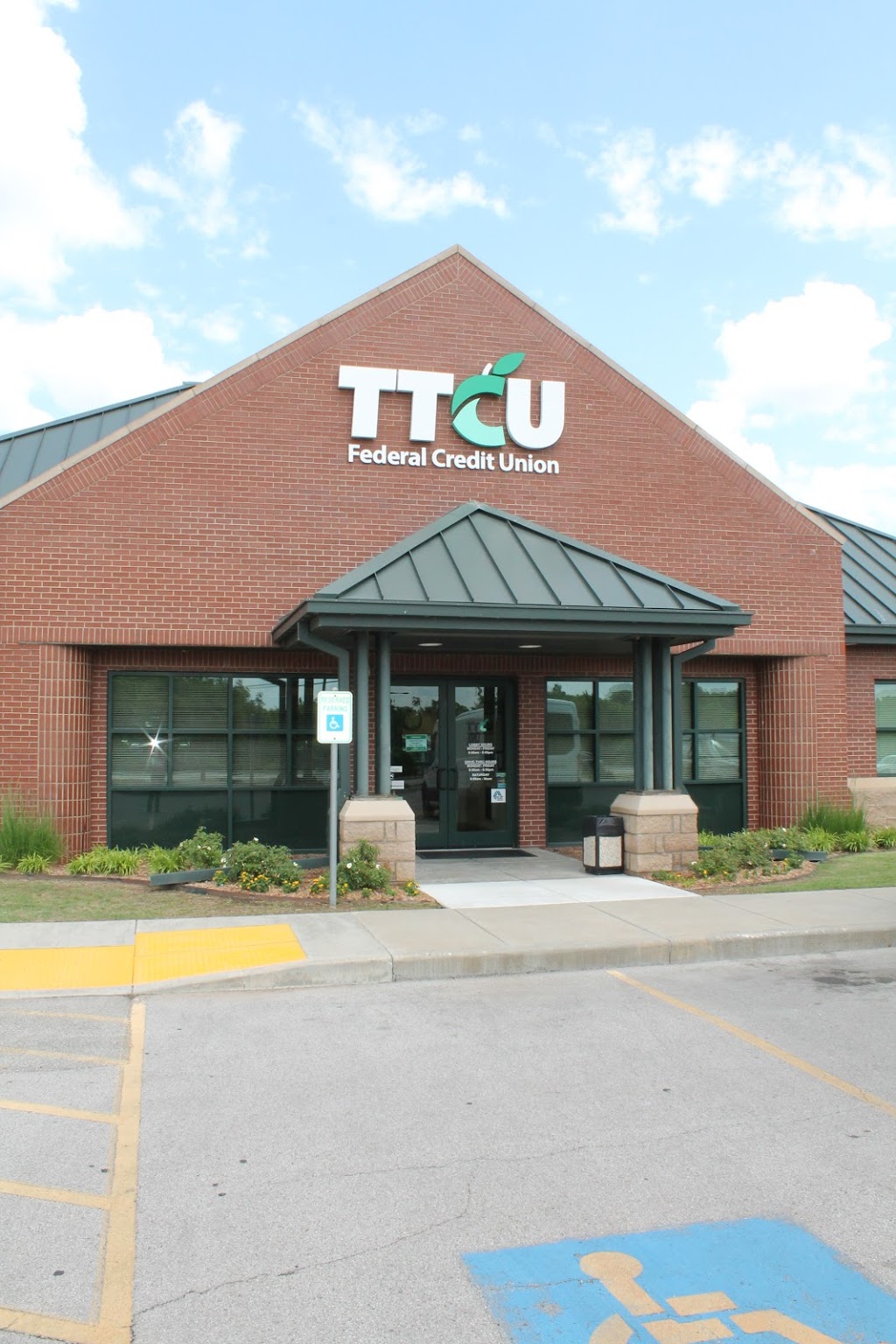 TTCU Federal Credit Union | 13475 S Memorial Dr, Bixby, OK 74008, USA | Phone: (918) 749-8828