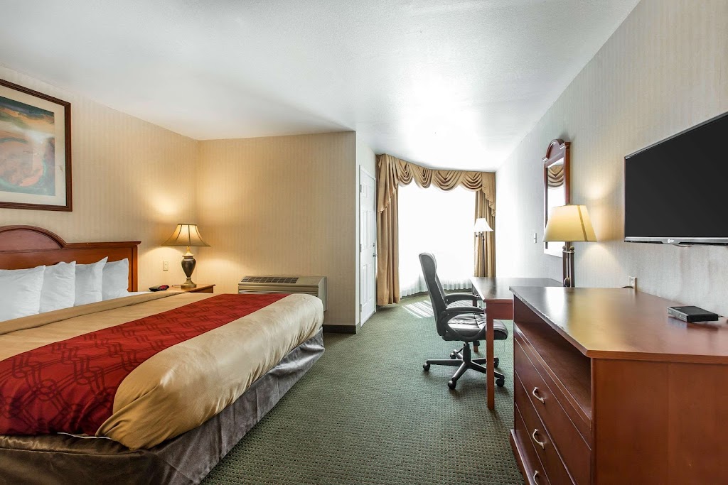 Econo Lodge Inn & Suites Riverside - Corona | 11043 Magnolia Ave, Riverside, CA 92505, USA | Phone: (951) 688-5000