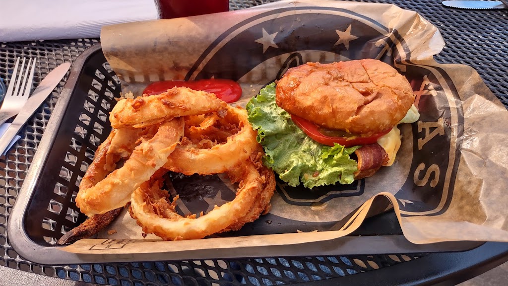 902 Bar & Grill | 6546 FM 902, Gainesville, TX 76240, USA | Phone: (940) 668-8024