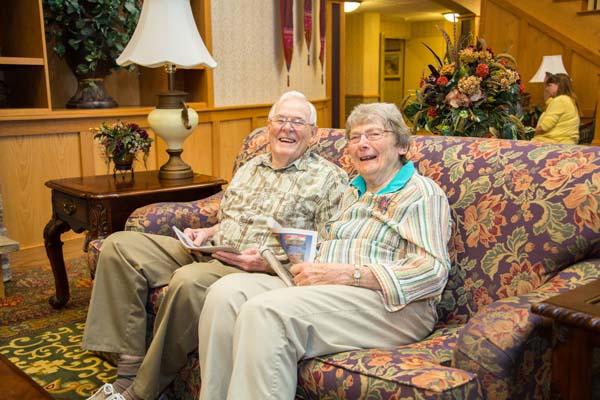 Southview Senior Living | 1984 Oakdale Ave, West St Paul, MN 55118, USA | Phone: (651) 554-4838