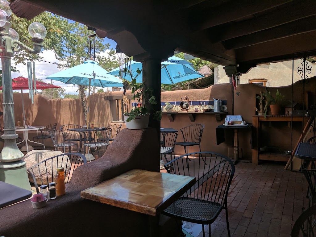 Pereas Restaurant | 4590 Corrales Rd, Corrales, NM 87048, USA | Phone: (505) 898-2442