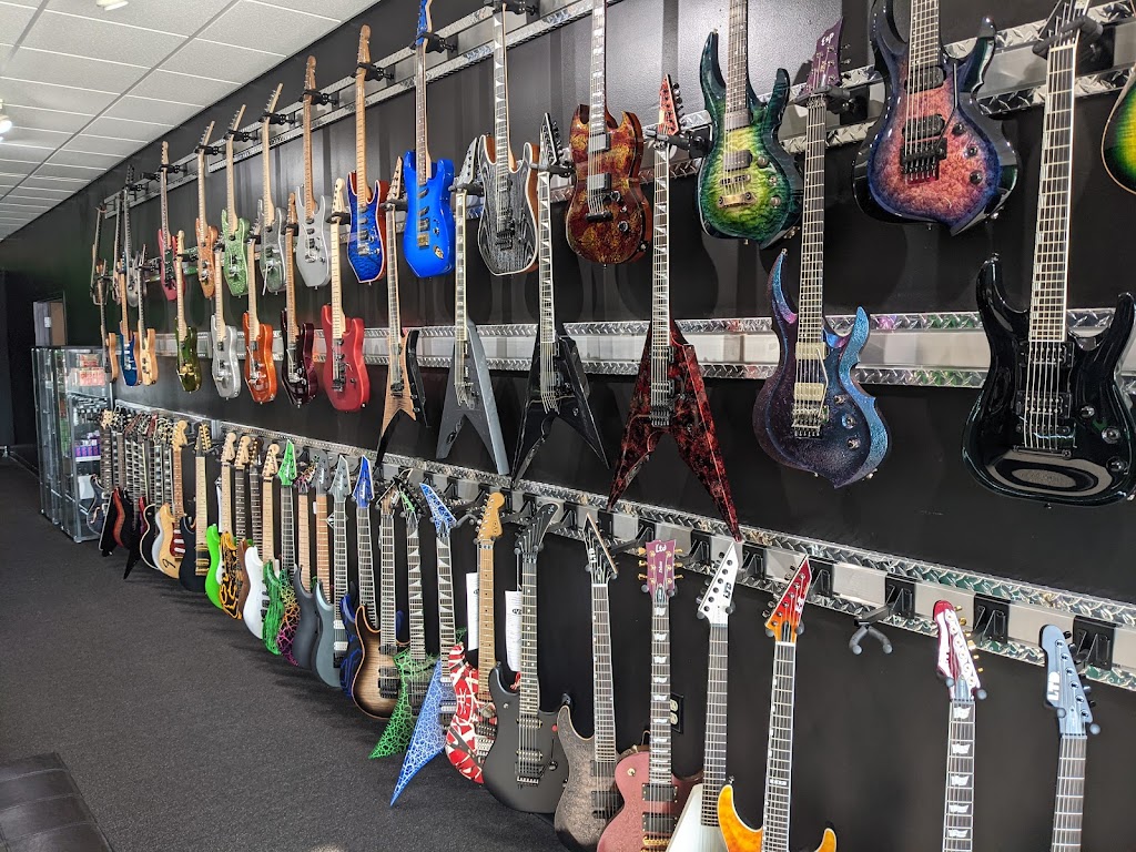 Chondro Guitars | 821 Meadowbrook Rd Suite 8, Waukesha, WI 53188, USA | Phone: (414) 241-7636