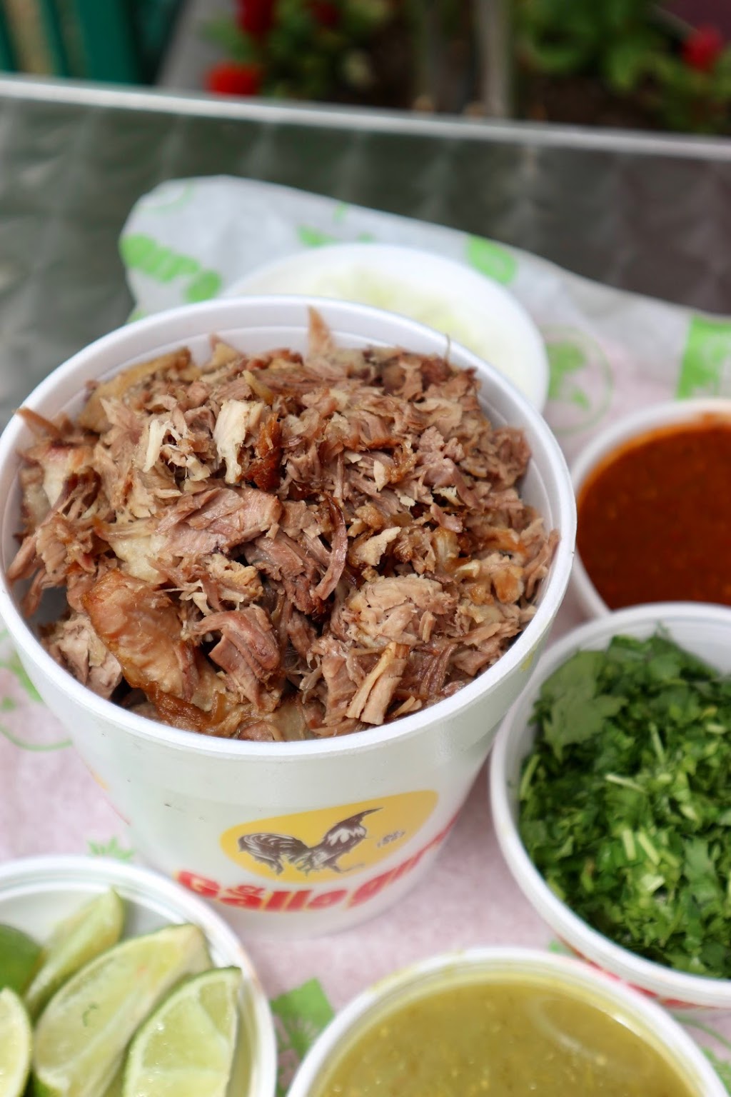 El Gallo Giro | 3180 E Imperial Hwy, Lynwood, CA 90262, USA | Phone: (310) 667-4670