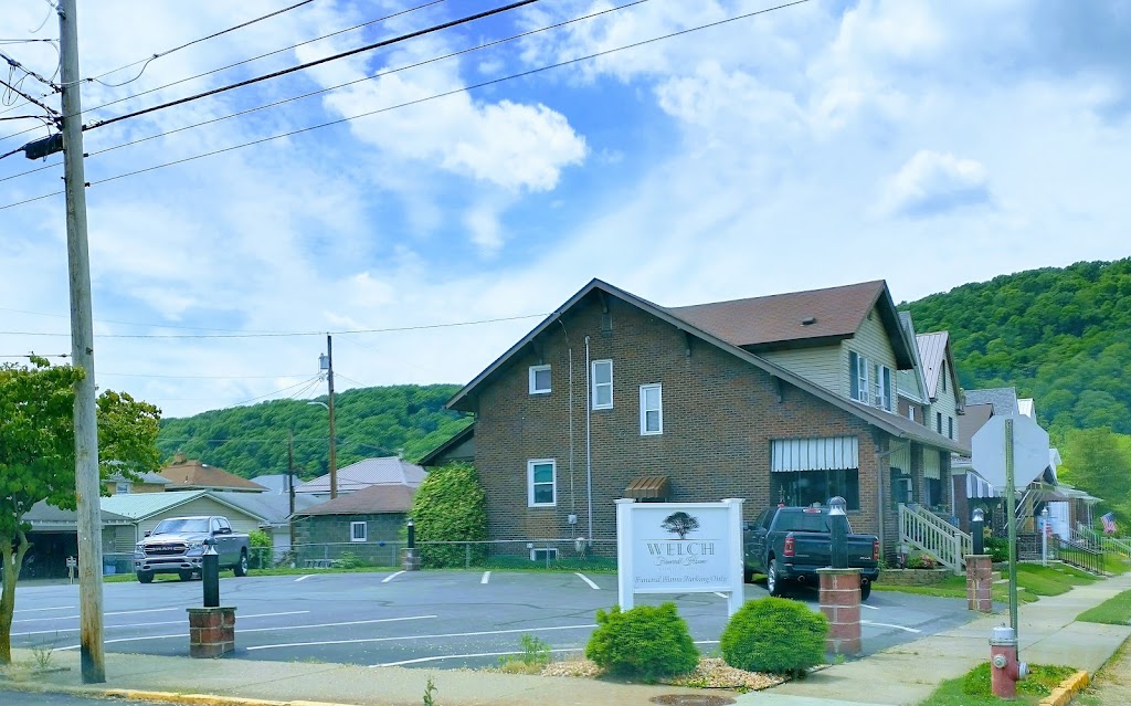 Welch Funeral Home | 1032 4th Ave, Ford City, PA 16226, USA | Phone: (724) 763-9041