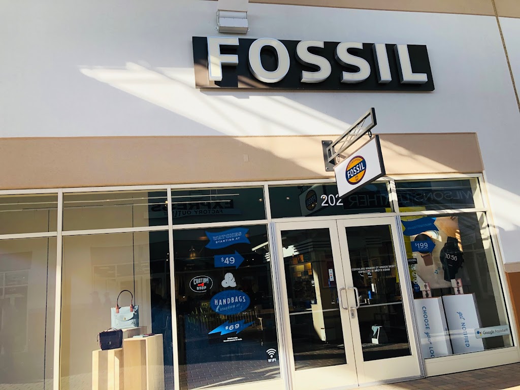 Fossil Outlet Store | 2950 W Interstate 20, Grand Prairie, TX 75052, USA | Phone: (972) 602-7515