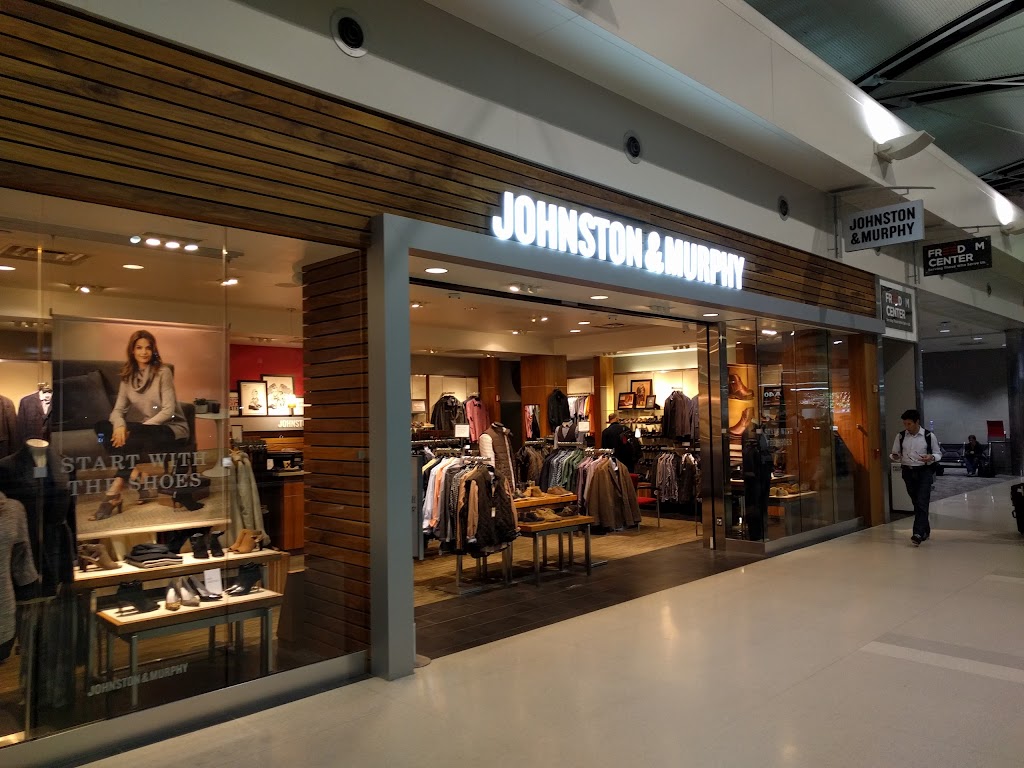 Johnston & Murphy | Between Gates A43 and A45, McNamara Terminal, 2588, Worldgateway Pl, Detroit, MI 48242, USA | Phone: (734) 941-6102