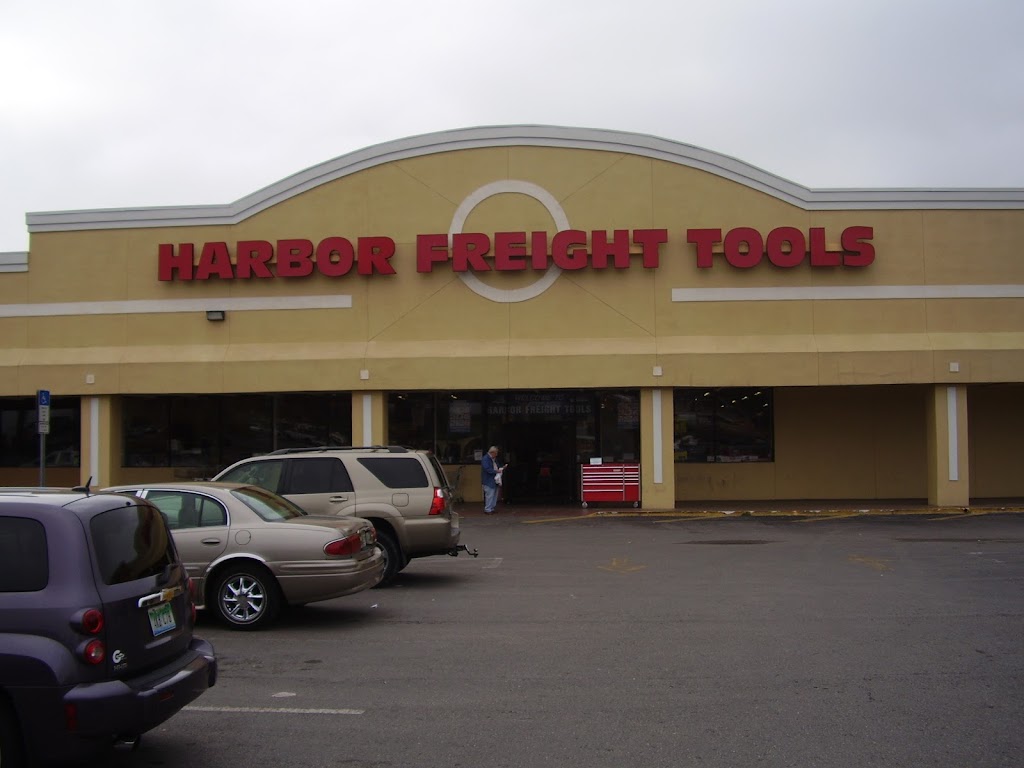 Harbor Freight Tools | 6435 US-19, New Port Richey, FL 34652, USA | Phone: (727) 849-4904