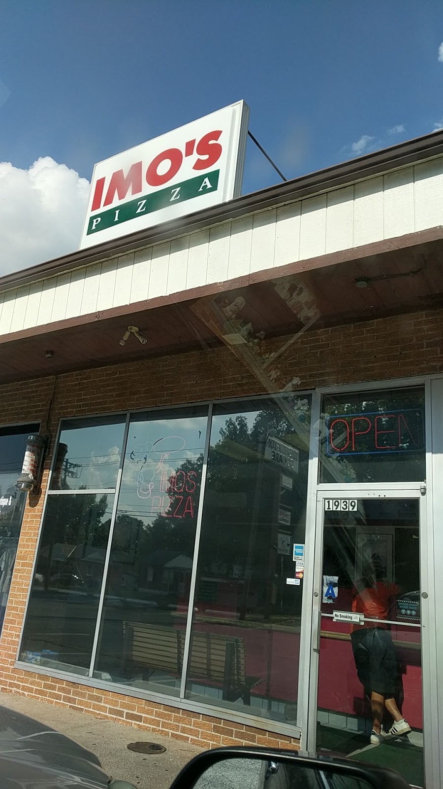 Imos Pizza | 1939 Washington St, Florissant, MO 63033, USA | Phone: (314) 830-2400