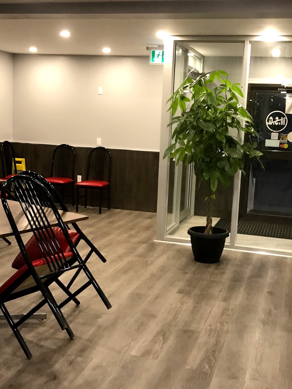 Mings Kitchen | 495 Main St W, Port Colborne, ON L3K 3W3, Canada | Phone: (905) 834-6683