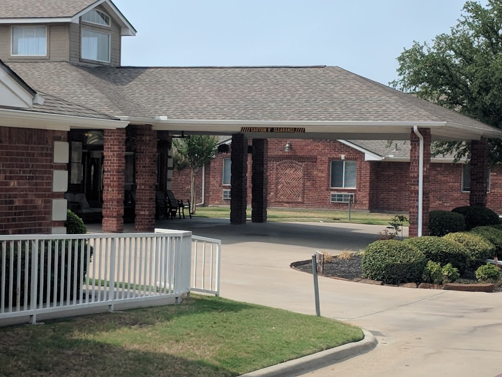 Brookdale Denton South | 2525 Lillian Miller Pkwy, Denton, TX 76210, USA | Phone: (940) 320-1926