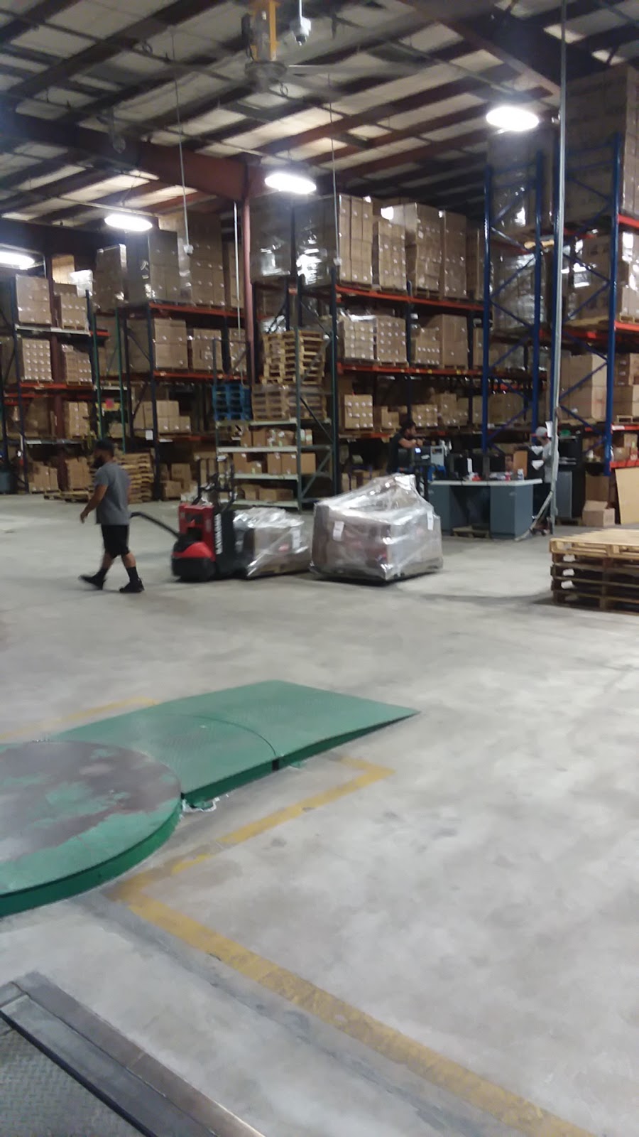 FOH Distribution Center | 3151 NW 125th St, Miami, FL 33167, USA | Phone: (305) 403-7456