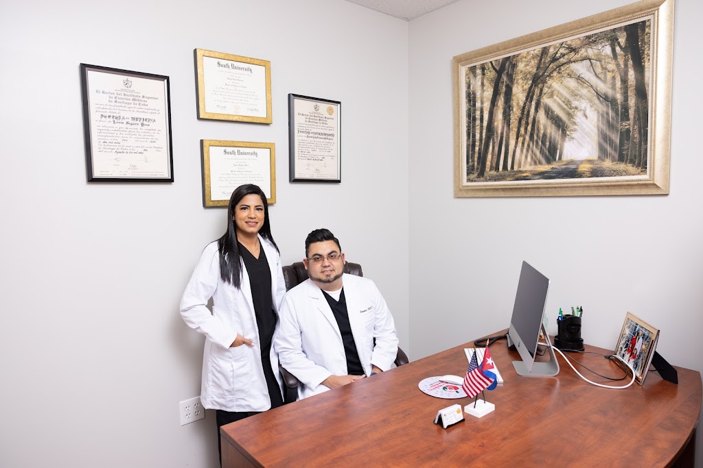 Clinica Hispana Vida Sana | 9429 El Centro Dr #100, Dallas, TX 75220, USA | Phone: (469) 917-8363