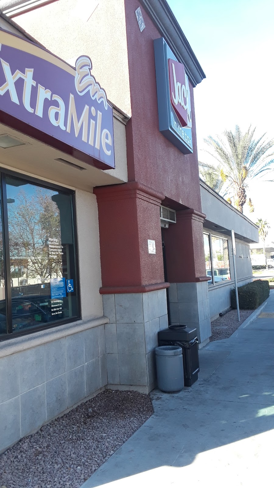 Jack in the Box | 3500 E Philadelphia St, Ontario, CA 91761, USA | Phone: (909) 923-5966