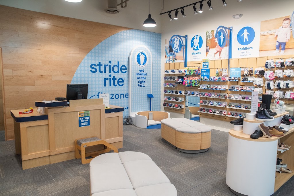 Stride Rite Shoes at SouthPark Mall | 600 Southpark Center, Strongsville, OH 44136, USA | Phone: (440) 572-5111